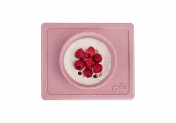 Mini bowl antidérapant silicone rose poudre ezpz premier repas assiette