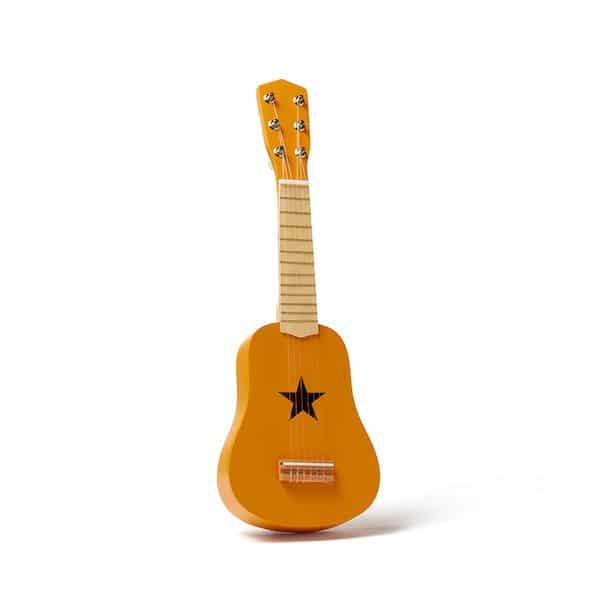 Guitare jaune kids concept moutarde jouet en bois musique tendance