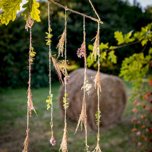 Suspension de fleurs séchées colorées - Arty Fêtes décoration murale bohème champêtre