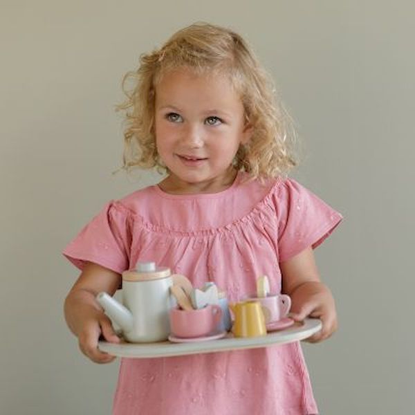 service à thé en bois little dutch cadeau enfant anniversaire dinette