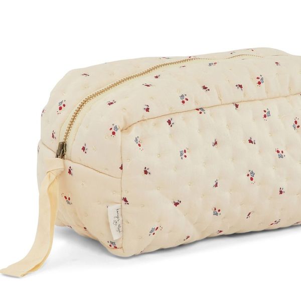 Trousse De Toilette Matelassee Bloom Red Blue Konges Slojd Crealoca Trousse De Toilette Matelassee Bloom Red Blue Konges Slojd Crealoca