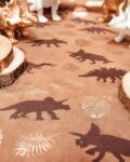 Chemin de table dinosaure camel or chocolat