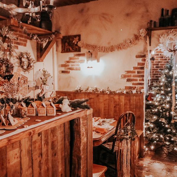 Guirlande Joyeux Noël Pain d'épice Kraft et paillettes blanches irisées - 1,6M - Artyfêtes