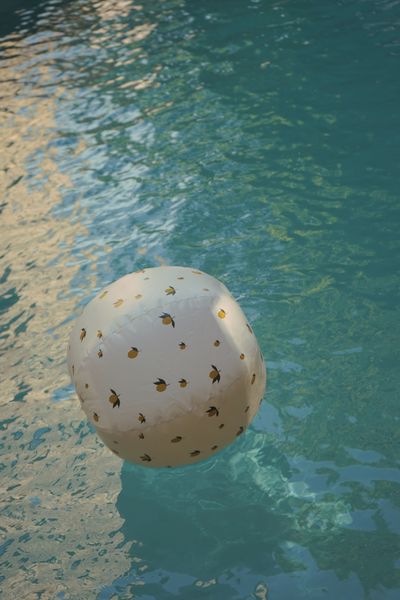 Ballon de plage gonflable - Lemon - Konges Slojd