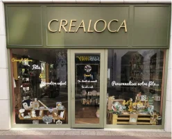 Photo de la façade de la boutique Crealoca à Enghien
