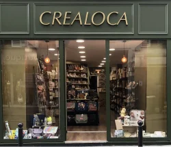 Photo de la façade de la boutique Crealoca à Paris